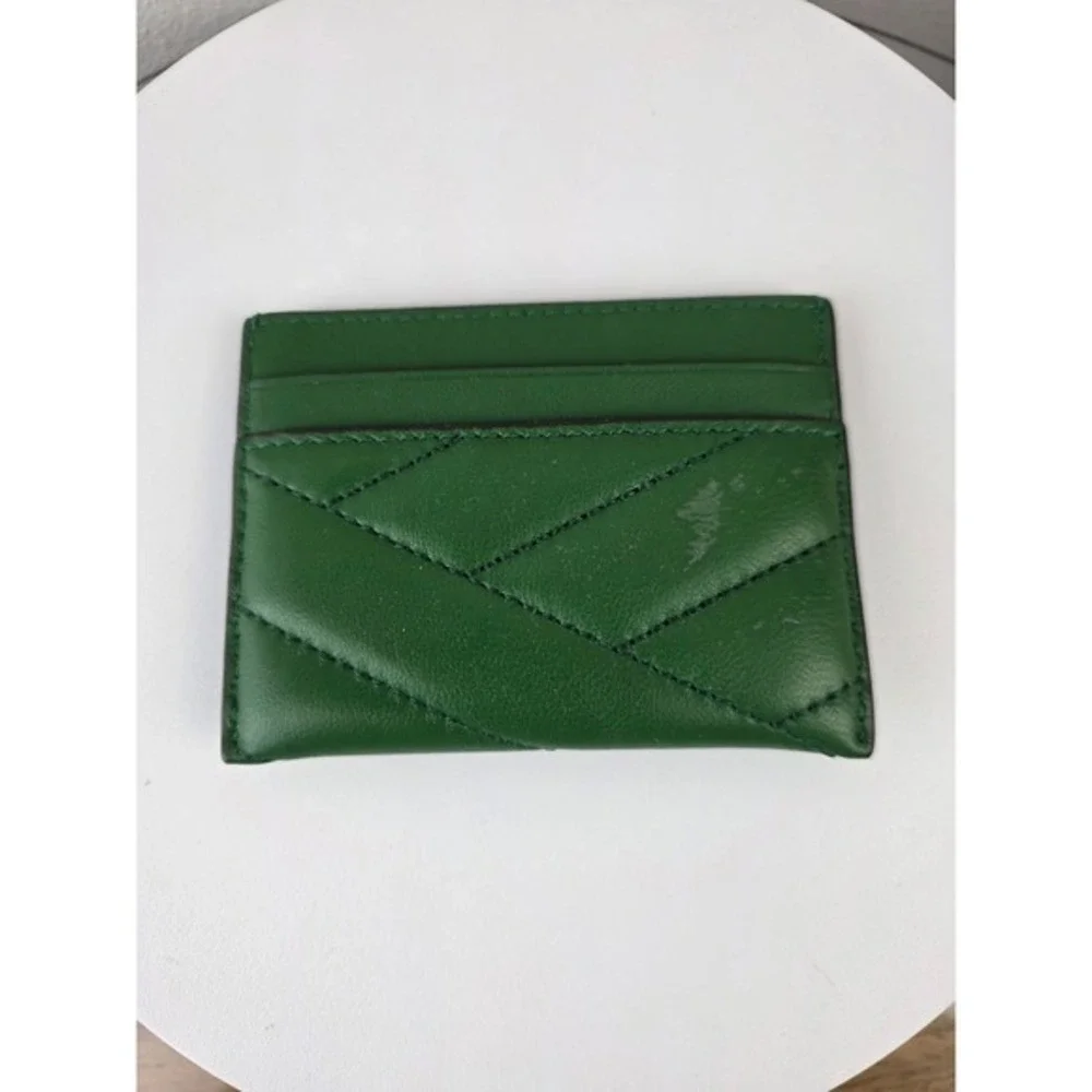 Tory Burch Kira Chevron Card Case Arugula Green Leather Quilted 56815 Brass Logo